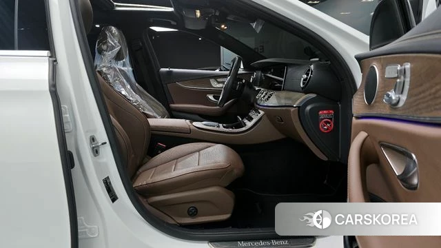 Mercedes-Benz E-Class W213 id 4292379 из Кореи 18