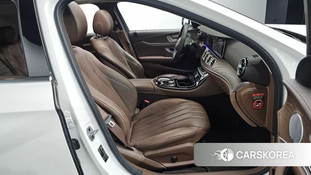 Mercedes-Benz E-Class W213 id 4620493 из Кореи 18