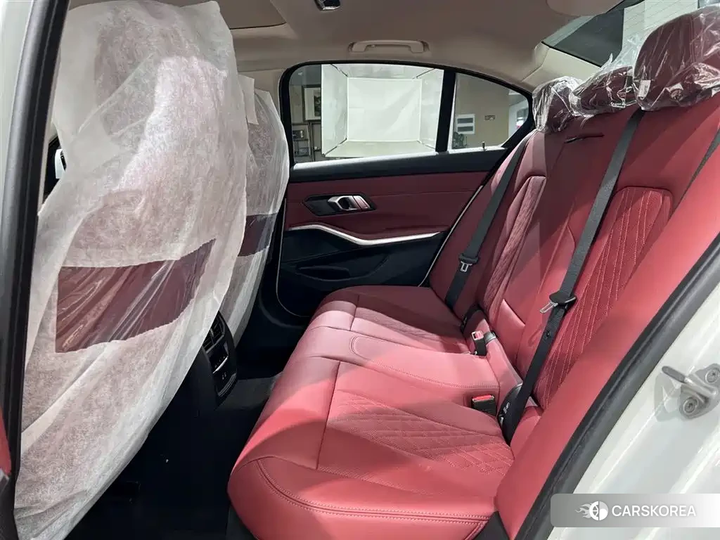 BMW 3 series id 4538821 из Китая 18