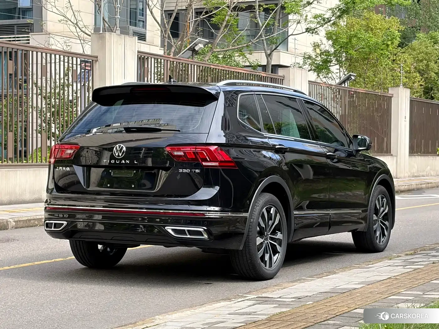 Volkswagen Tiguan L id 4680630 из Китая 18