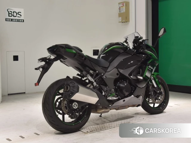Проданный Kawasaki NINJA 1000 SX 2021 из Японии, фото 2