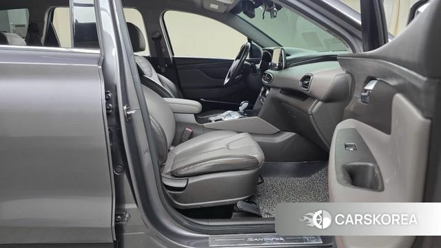 Hyundai Santa Fe TM id 4698802 из Кореи 18