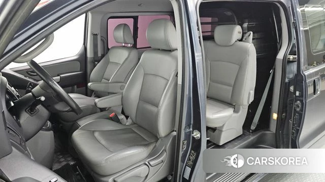 Hyundai The New Grand Starex id 4363388 из Кореи 18