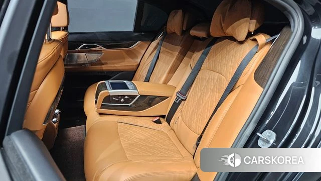 BMW 7 Series (G11) id 4506931 из Кореи 18