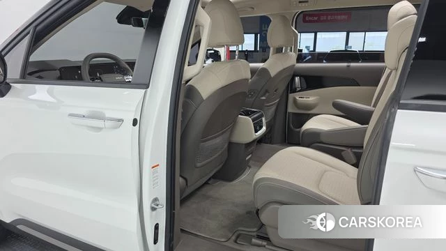 Kia The New Carnival 4th Generation id 4353984 из Кореи 18