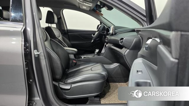 Hyundai Santa Fe TM id 4689362 из Кореи 18