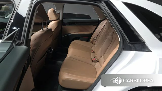 Hyundai Grandeur (GN7) id 4292110 из Кореи 18