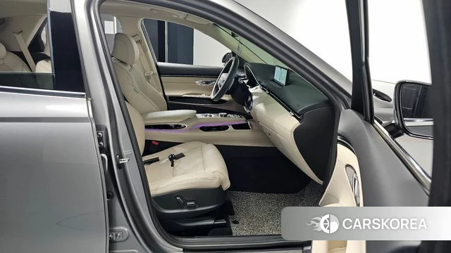 Genesis GV70 id 4619234 из Кореи 18