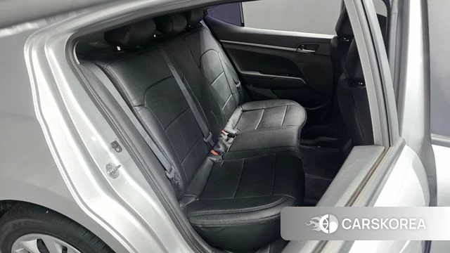 Hyundai Avante AD id 4620684 из Кореи 18