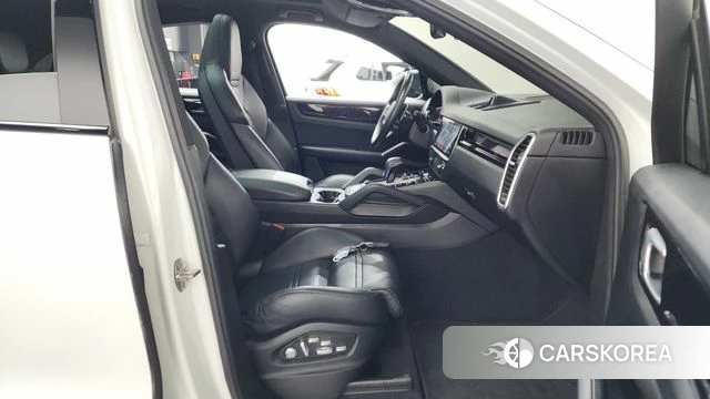 Porsche Cayenne (PO536) id 4416415 из Кореи 18