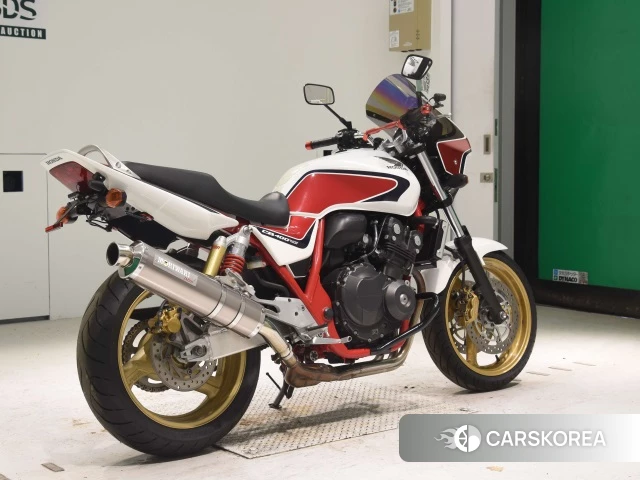 Проданный Honda CB400SF 2011 из Японии, фото 2