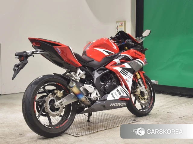 Проданный Honda CBR250RR 2017 из Японии, фото 2