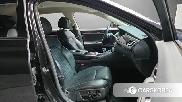Genesis G90 id 4615161 из Кореи 18