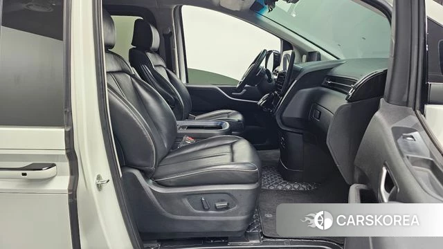 Hyundai Staria id 4676736 из Кореи 18