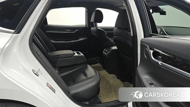 Hyundai Grandeur IG id 4502391 из Кореи 18