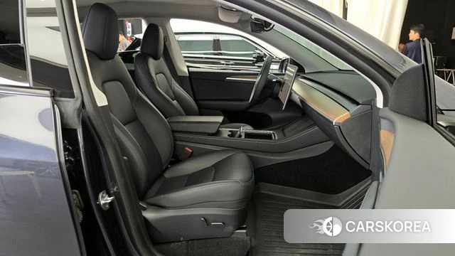 Tesla Model Y id 4315133 из Кореи 18
