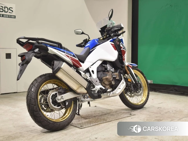 Проданный Honda CRF1100L AFRICA TWIN DCT 2024 из Японии