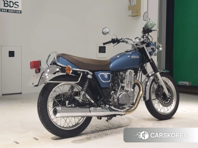Проданный Yamaha SR400 2020 из Японии