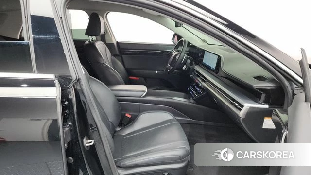 Hyundai Grandeur Hybrid (GN7) id 4469157 из Кореи 18