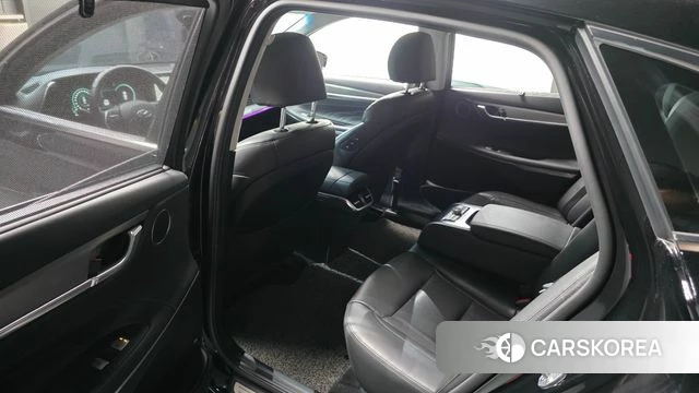 Hyundai The New Grandeur IG Hybrid id 4519689 из Кореи 18