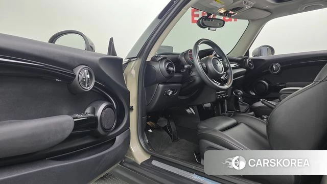 Mini Cooper id 4667395 из Кореи 18