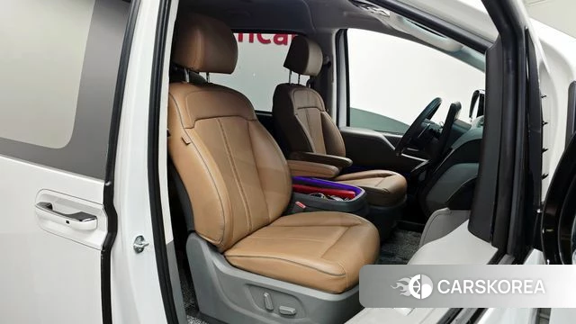 Hyundai Staria id 4388502 из Кореи 18