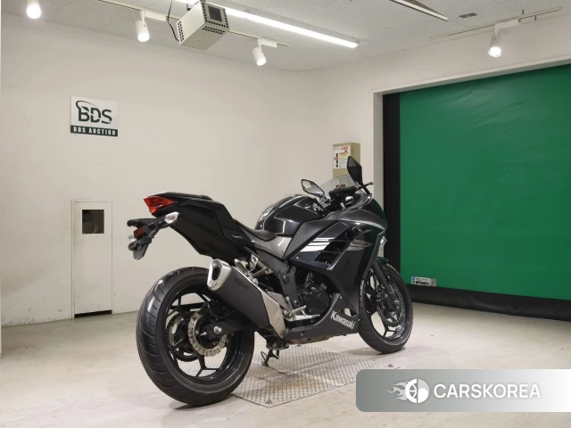 Проданный Kawasaki NINJA 250 2017 из Японии, фото 2