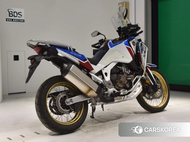 Проданный Honda CRF1100L AFRICA TWIN DCT 2021 из Японии, фото 2