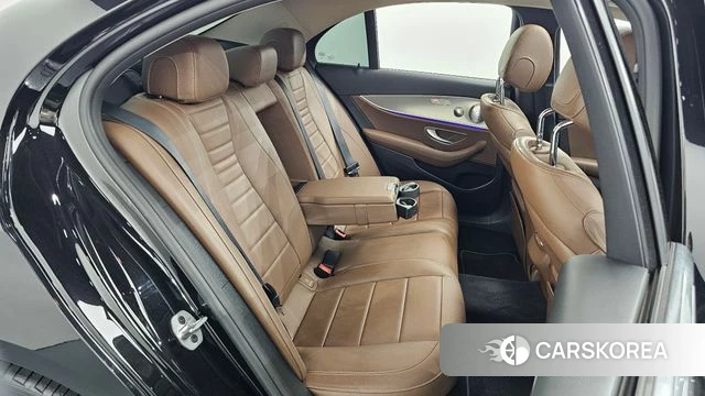Mercedes-Benz E-Class W213 id 4305123 из Кореи 18