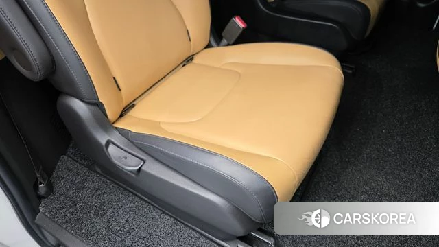 Kia Carnival 4th generation id 4232041 из Кореи 18