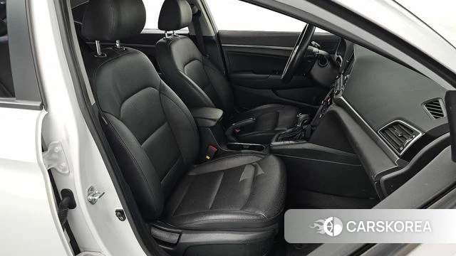 Hyundai Avante AD id 4672686 из Кореи 18