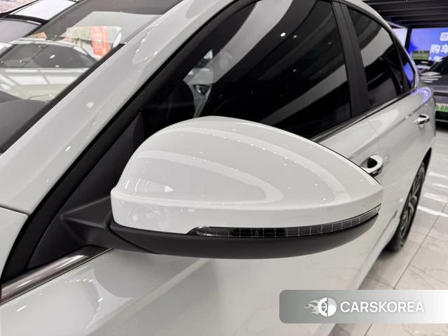 Volkswagen Lavida id 4261846 из Китая 18