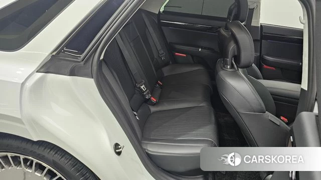 Hyundai Grandeur Hybrid (GN7) id 4381904 из Кореи 18