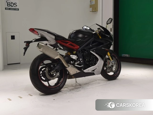 Проданный Triumph DAYTONA 675R 2015 из Японии, фото 2