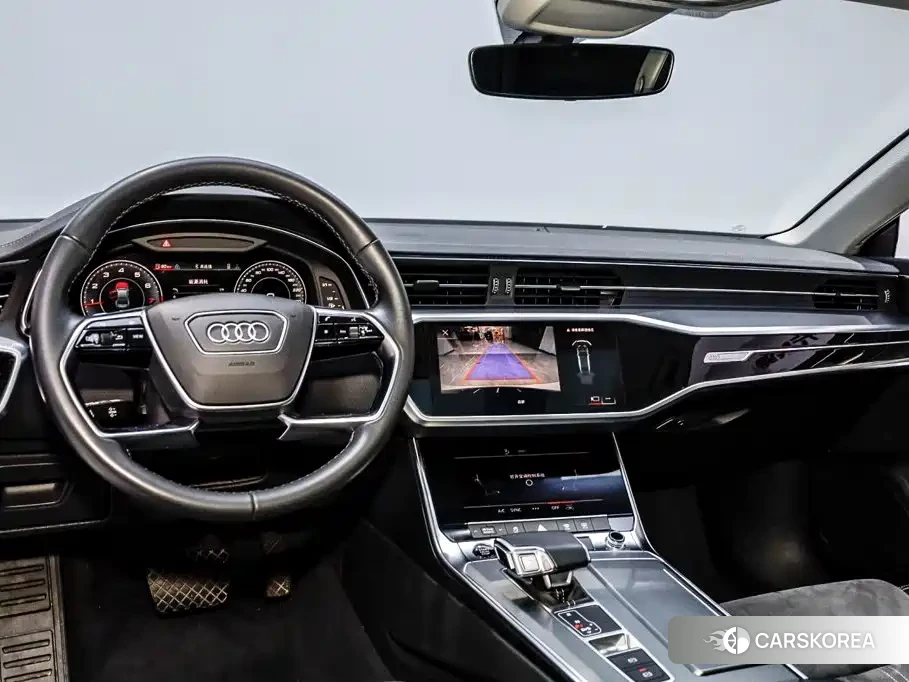 Audi A7L id 4649227 из Китая 18