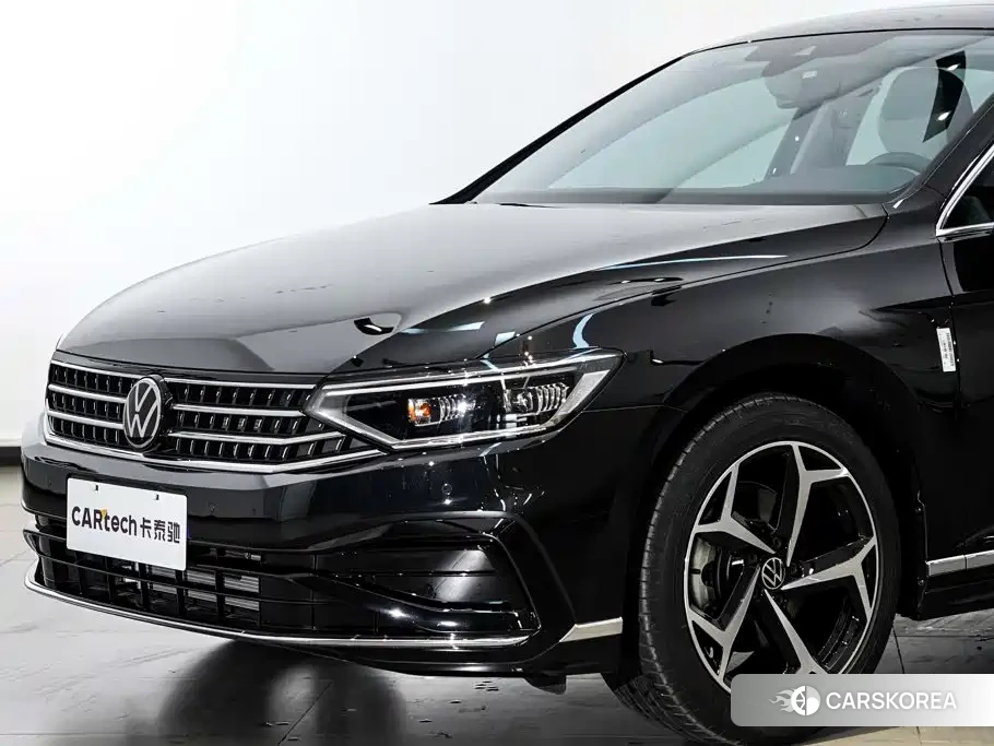 Volkswagen Magotan id 4654981 из Китая 18