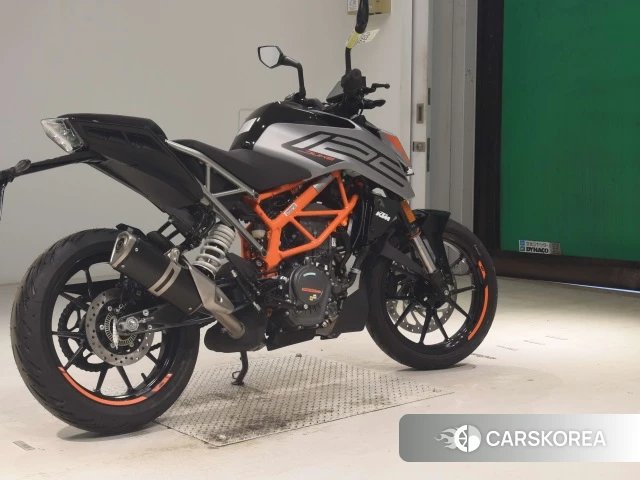 Проданный KTM 125 DUKE 2022 из Японии, фото 3