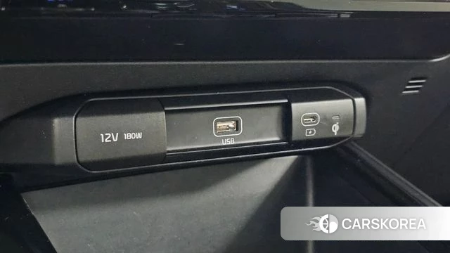 Kia Di Ol Nu Niro id 4580238 из Кореи 18