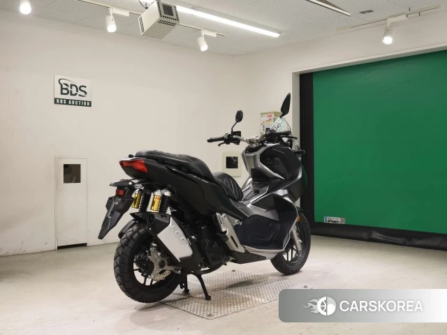 Проданный Honda ADV150 2019 из Японии, фото 2