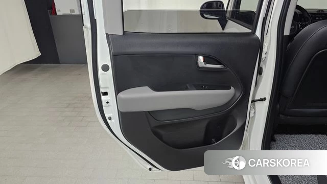 Kia The New Kia Ray id 4691585 из Кореи 18