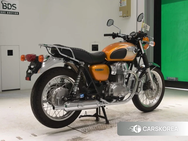 Проданный Kawasaki W800 2011 из Японии
