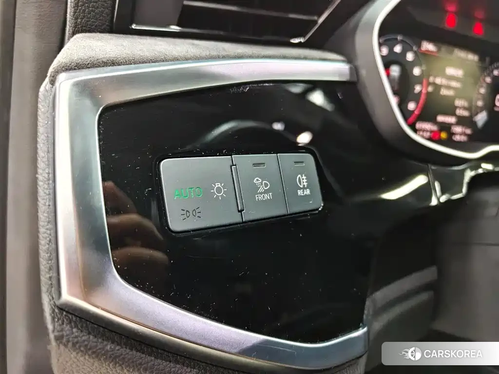 Audi Q3 id 4559854 из Китая 18