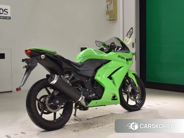 Проданный Kawasaki NINJA 250R id 4049724 из Японии, фото 2