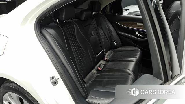 Mercedes-Benz E-Class W213 id 4251272 из Кореи 18