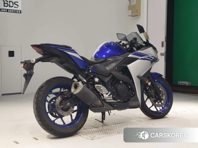 Проданный Yamaha YZF-R25 2015 из Японии