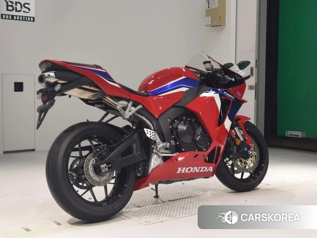 Проданный Honda CBR600RR 2022 из Японии