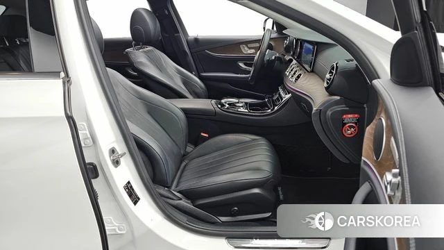 Mercedes-Benz E-Class W213 id 4430002 из Кореи 18
