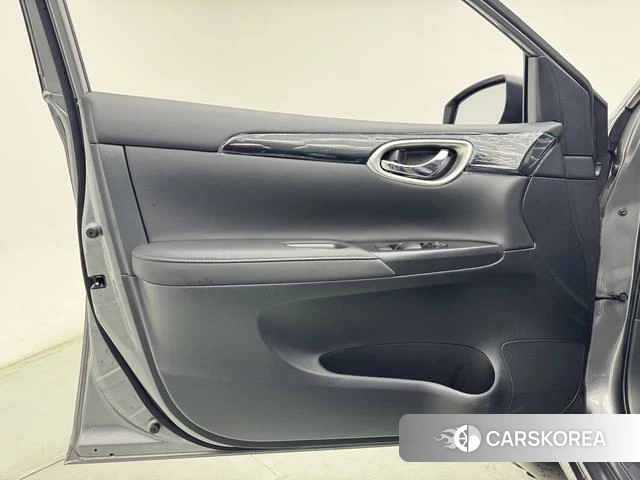 Nissan Xuan Yi id 4273925 из Китая 18