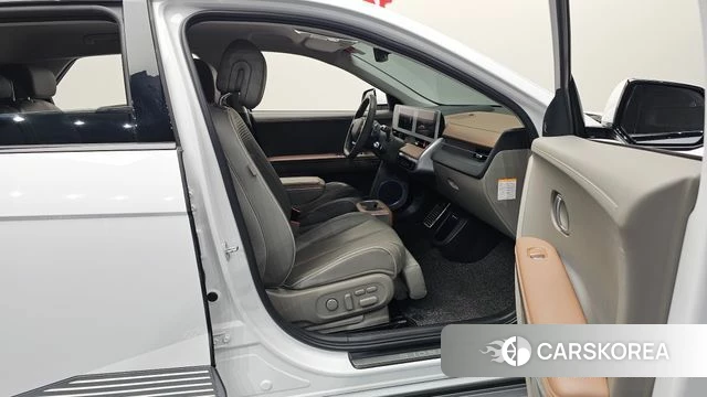 Hyundai Ionic 5 id 4697134 из Кореи 18