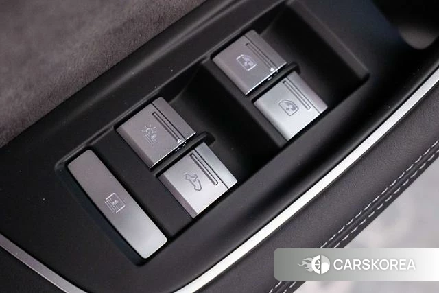 Audi A8 id 4263527 из Китая 18
